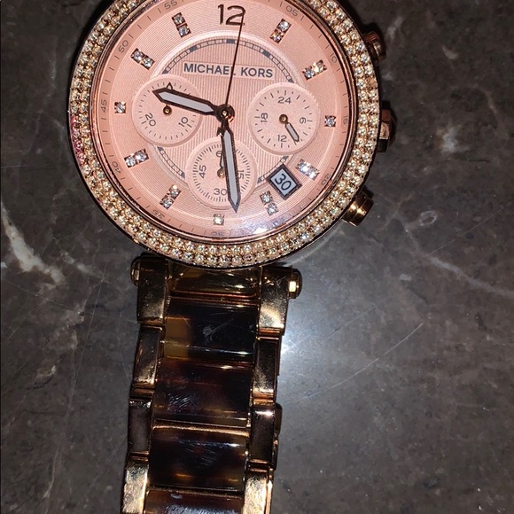 Rose gold Tortoise shell Michael Kors watch - Picture 2 of 4